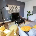 Studio Apartment-In-Theheartofphiladelphia