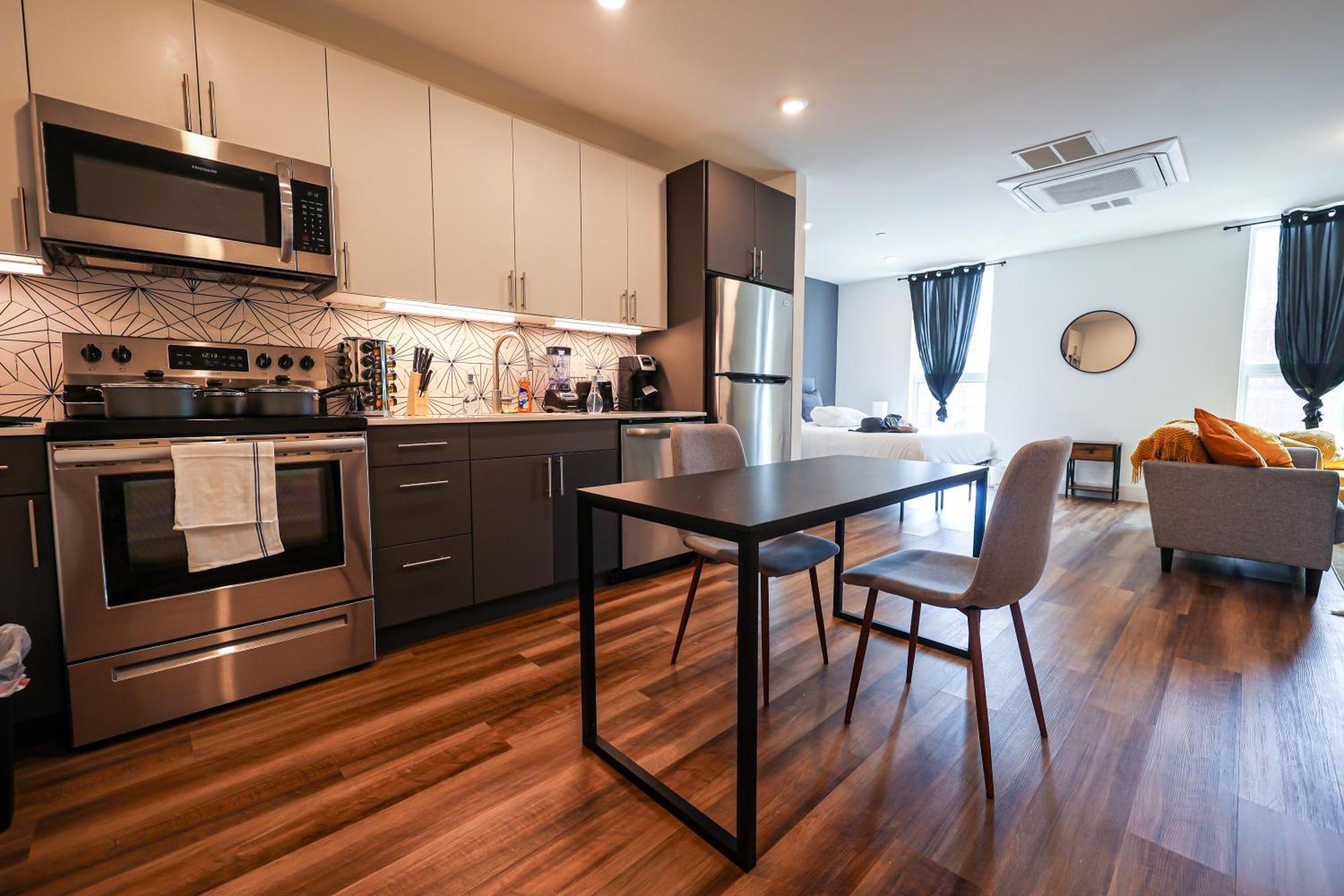Apartment Apartment-in-the,heart,of,philadelphia *